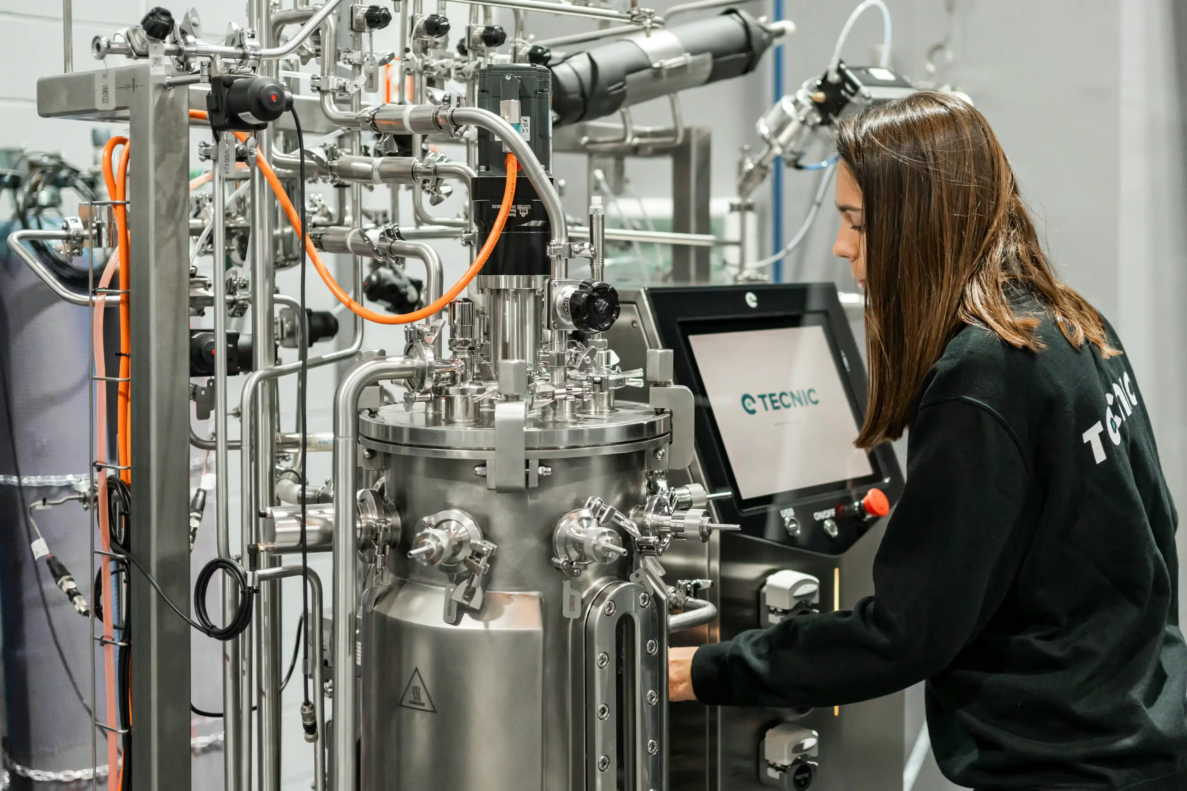 Digital Transformation in the Chemicals Industry: Opportunities and Challenges | Invos Global